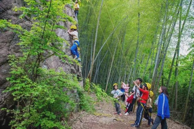 去户外定格温馨家庭时光冰球突破周五宠粉日|(图6) 去户外定格温馨家庭时光冰球突破周五宠粉日|(图6)